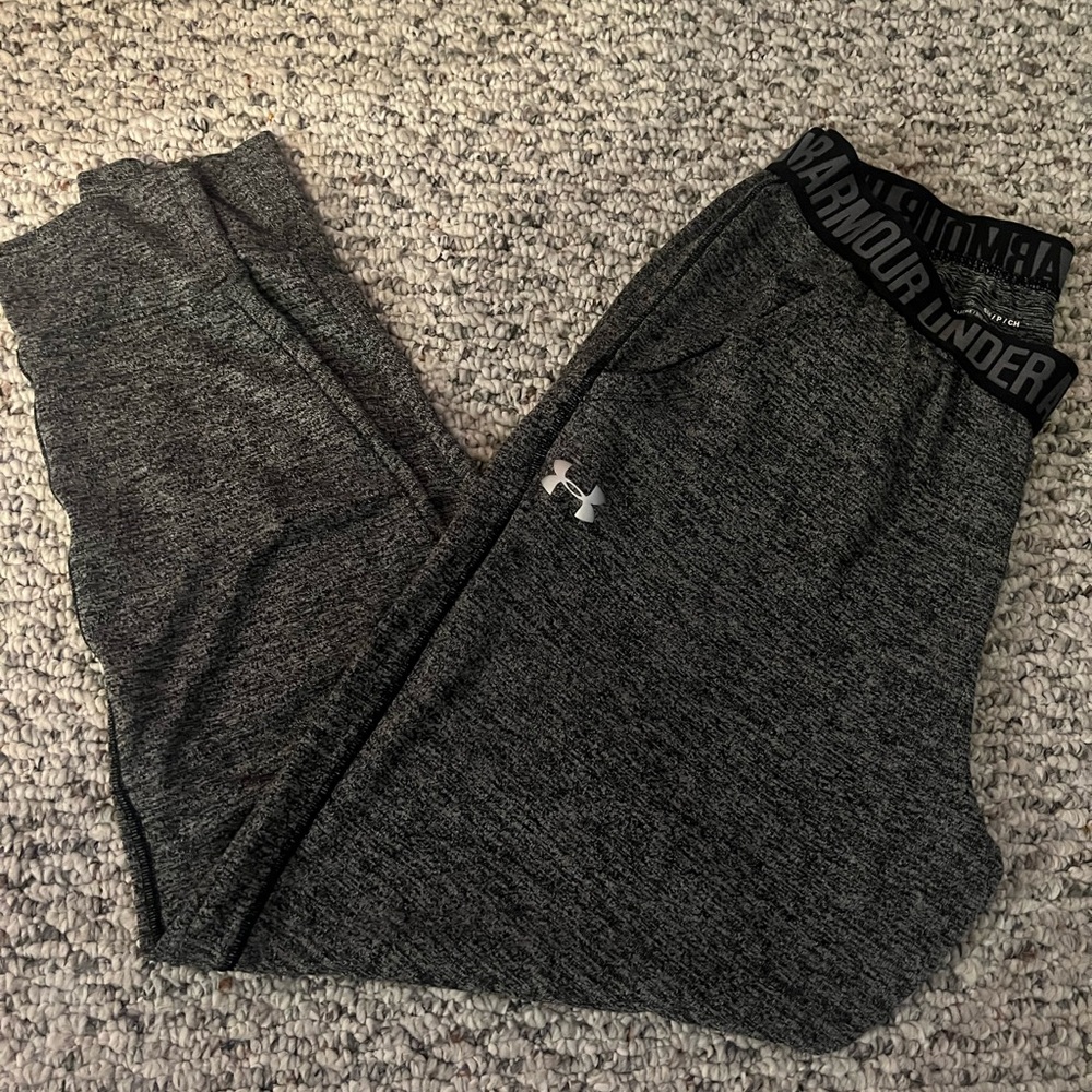 Womens Under Armour heat jogging pants